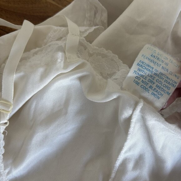 Vintage Bodychic Satin Babydoll Teddy Medium Made In USA Nylon Sexy Romantic - Picture 11 of 15